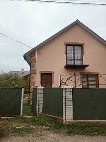 Продається будинок поблизу Надвірної