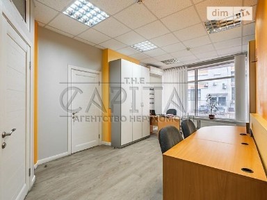 Продаж офісного приміщення 227 кв. м. на 2 поверсі на вул. Коновальця Євгена 32Б, п'ятнадцятиповерхова будівля • ID 33338333