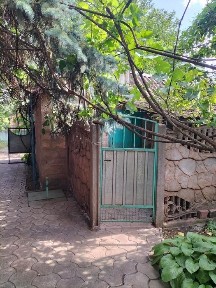 Продаю будинок в центрально-міському районі