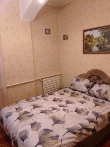 Подобова оренда 2 окремі кімнати приватний сектор 150 м вул. Шевченка