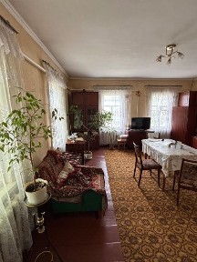 Продам квартиру в центрі міста Остер!