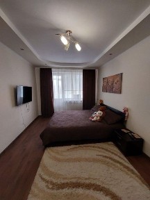 ОРЕНДА! Двокімнатна квартира на пр. Відродження