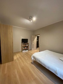 Здається 1 кімнатна квартира 13500 грн.