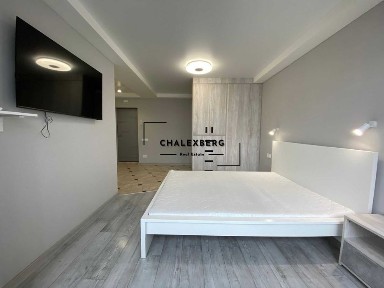 Київ, Дніпровський, вулиця Ентузіастів 31