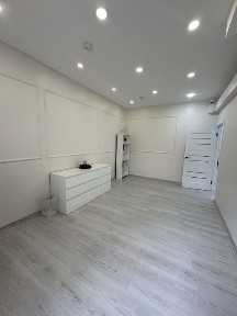 Київ, Дарницький, просп. Миколи Бажана 26