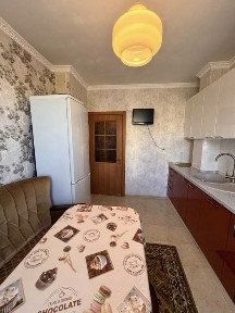 Всі держпрограми. Продаж 3-к квартири на вул. Бальзака