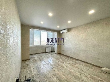 Продаж 2-кімн. квартири, Київ вул. О. Бринжали вул. (Тешебаєва), 1