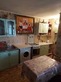 Продам дом с отоплением и сауной. Район Затоки.