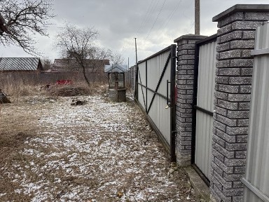 Здам в довгострокову оренду хату деталі по телефону