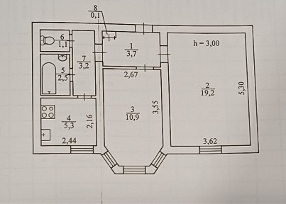 2-х кімнатна квартира з гаражем у дворі на Карачунах