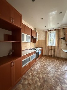 3-кімн, ЦЕНТР, газове АО, ремонт, вул. Сачко, YES