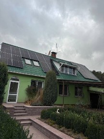 Автономний 6-кімнат. будинок під Києвом. Сонячні панелі, скважина, сеп