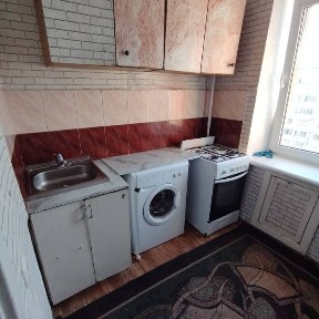 Здається в оренду 1 кім. квартира на Виставці. Костел.