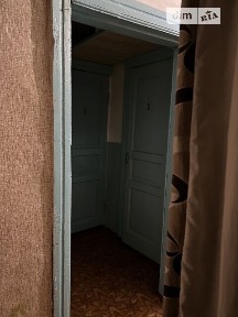 Продаж кімнати 36.1 кв. м на вул. Комарницького 16, кв. 28 • ID 32937737