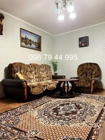 2кімнатна в центрі від власника ДОВГОСТРОКОВО