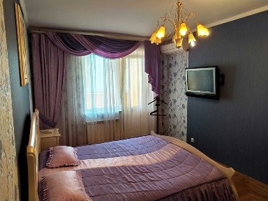 Здам простору 3-кімнатну квартиру + 2 паркомісця, <a href='/newbuilding/4773/view/zk-dragomanova'>Драгоманова</a> 12