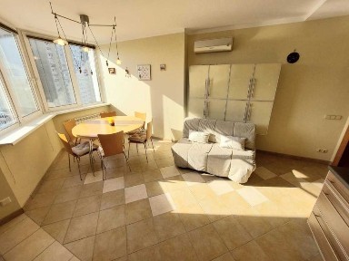 Здам роздільну 3-к. Новий будинок на вул. Сверстюка. Метро Лівобережна