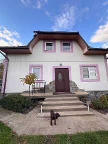 Продається будинок в Районі Кемпінгу м. Чернівці