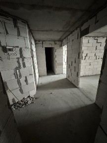 Продається простора квартира