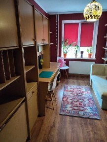 Здається трьохкімнатна квартира з гаражем