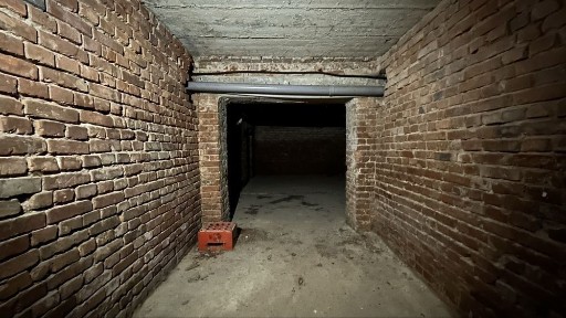 Продаж підвалу в центрі