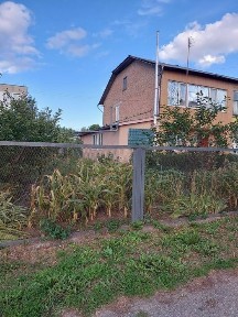 Торг. Продам 2-х поверх. квартиру з зем. діл. 8,85 с (в 2-х квартирн. бу