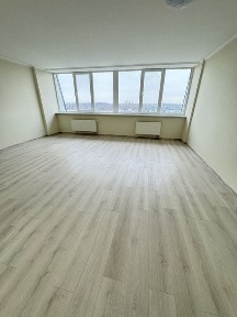 Продається 1к квартира з ремонтом 57м2! С. Мила