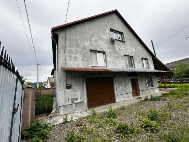 Продається будинок в с. Нересниця