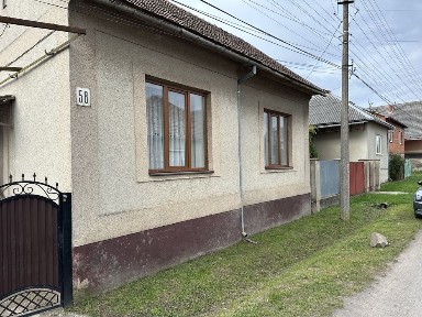 Продаж будинка