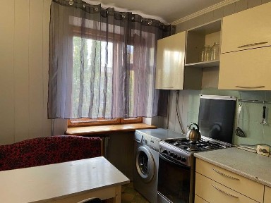 Аренда! Зх комнатная квартира на Таирова, второй ряд домов