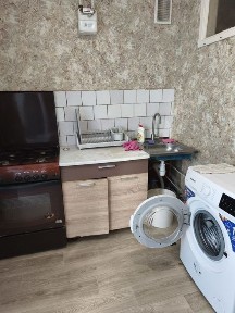 Сдам однокомнатную квартиру Нахимова 1 этаж