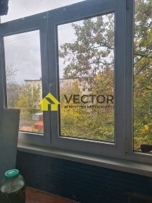 Продаж трикімнатної квартири на Мотелі