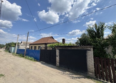Продається власний будинок у Долгіцівському районі (Ласточка)