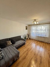 Продається 3 кімнатна квартира по вул. Повітряна. с. Ков'ярі.