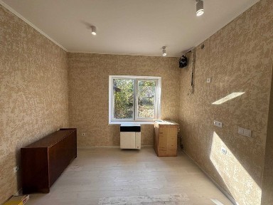 Продаж 1-кімнатної квартири у с. Рудне. Особнячого типу, кухня-студія