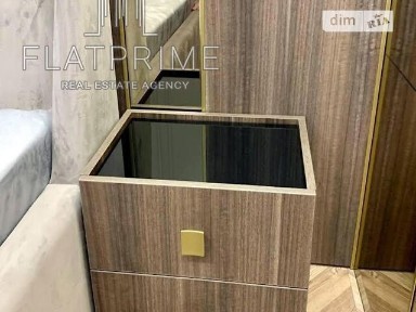 вулиця Коновальця Євгена, 34, мікрорайон Черепанова гора, район Печерський, Київ, метро Олімпійська, вул. Коновальця Євгена 34 • ID 33652568