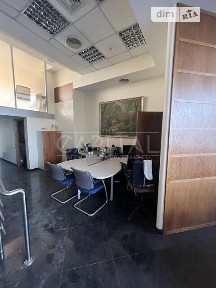 Жилянська вулиця, район Голосіївський, Київ, метро Вокзальна, вул. Жилянська, багатоповерхова будівля • ID 32050160