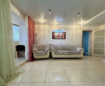 Здам гарну 2к з А/О в новобудові на проспекті Свободи