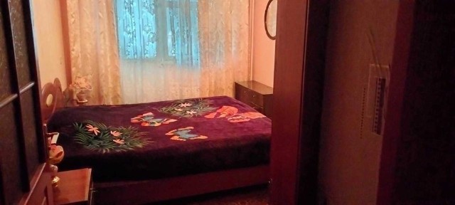 Здається 3-кімнатна квартира. Курський мкрн