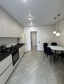 Продаж 2-кім новобудови з ремонтом