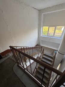 Продається 1 кімнатна квартира в центрально-міському районі.
