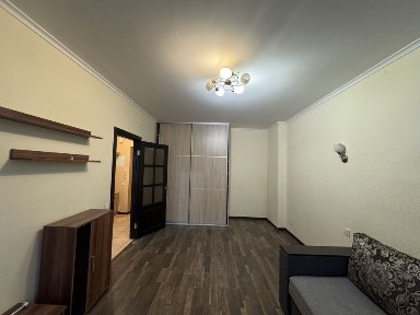  <a href='/newbuilding/7539/view/zk-hotiv'>Хотів</a>. Центр Оренда квартири