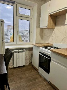 Днепр, Коробова ул., 5