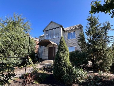 Продажа приватного будинку