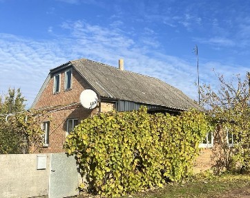 Продам будинок з ремонтом, газ, вода, каналізація