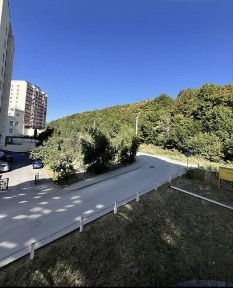 Озерна 1,5к з гардеробною кімнатою за 13000 грн