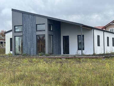 Скандинавський одноповерховий будинок за шведським пр-м у Home Resort