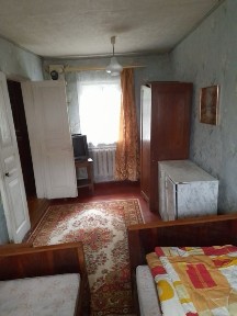 Продаж фасадного будинку в Нових Петрівцях