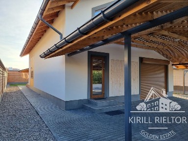 Аренда дома на уютной улице Полтавская городка «Золотые Ключи»