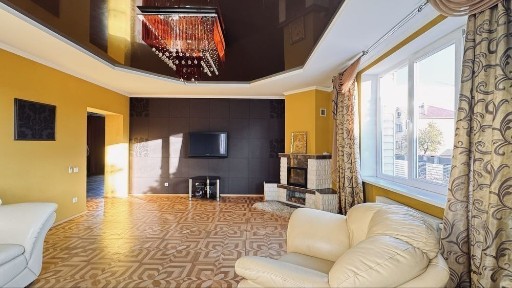 Оренда великого будинку поруч м Івано-Франківськ